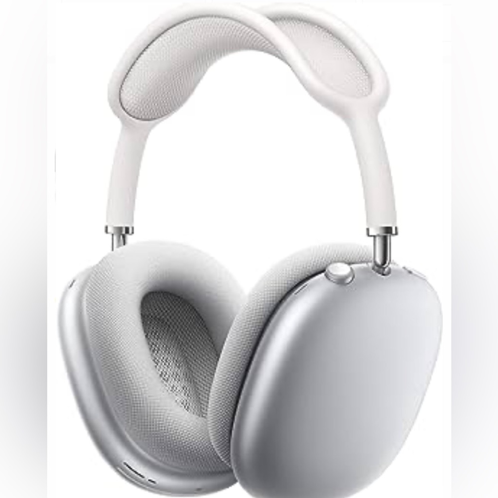 AirPods Max For Sale!! (Message me for any extra questions or pics) COMES W CASE